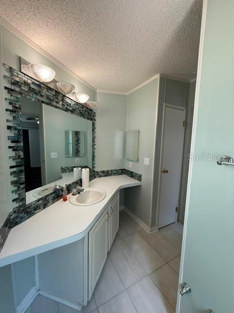 LEISURE LAKE VILLAGE CONDO - Residential Lease