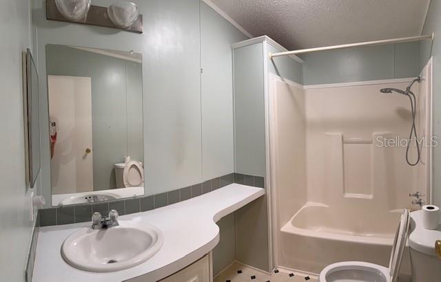 LEISURE LAKE VILLAGE CONDO - Residential Lease