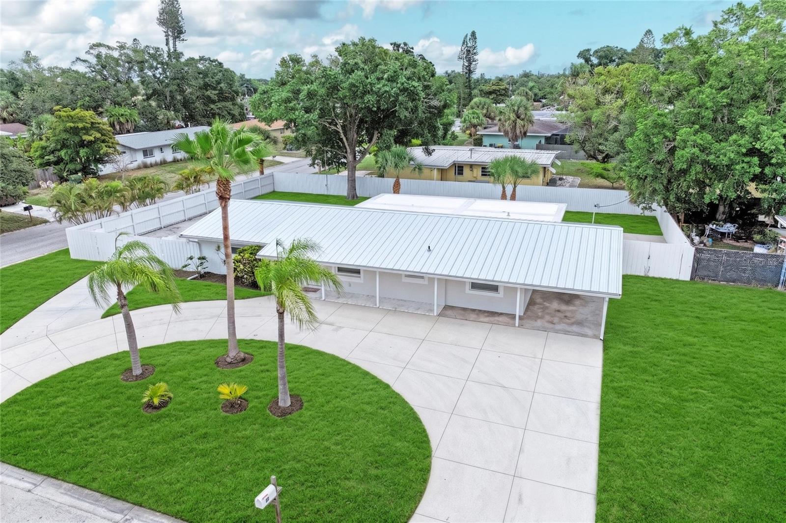 SOUTH GATE - Residential