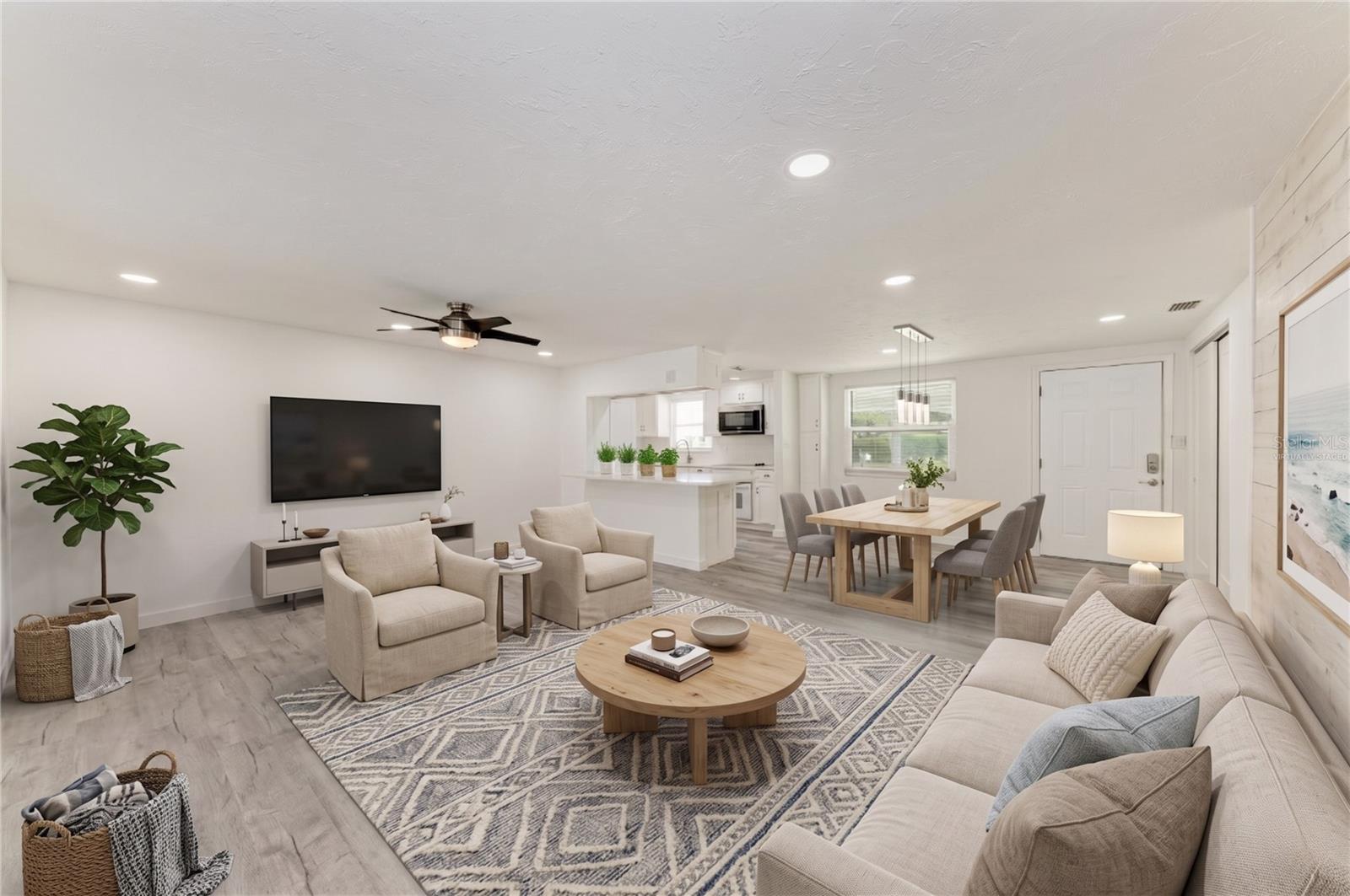 SOUTH GATE - Residential