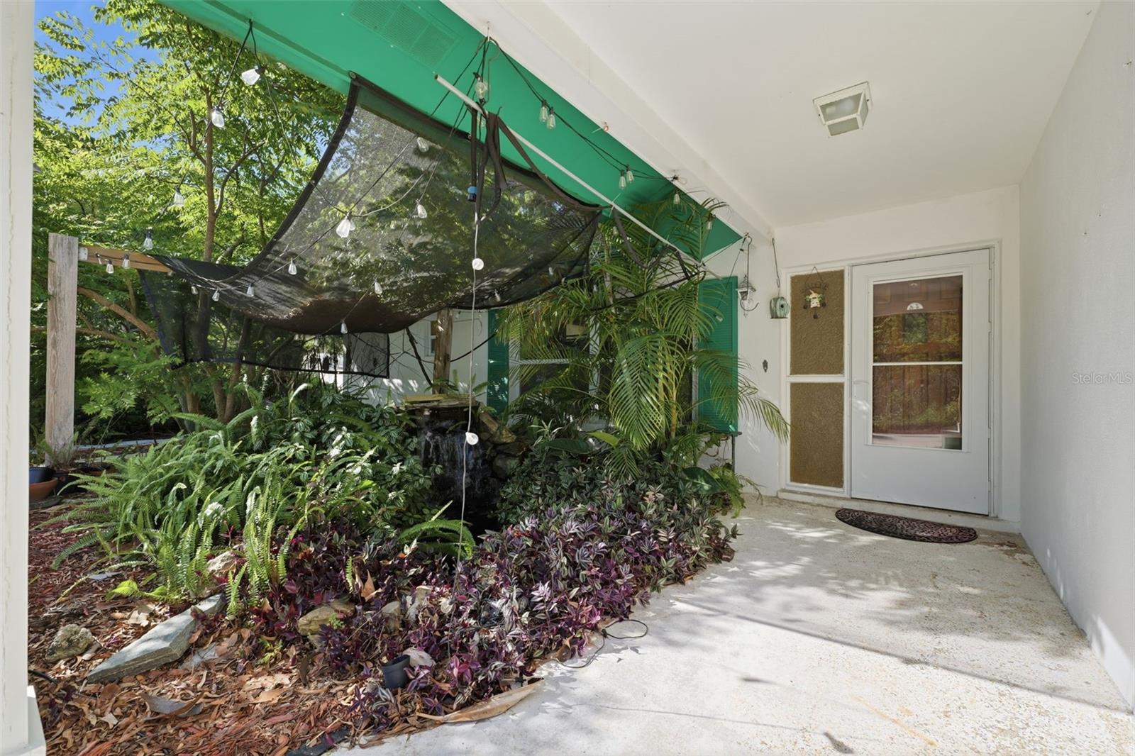 GOLDEN ACRES - Residential