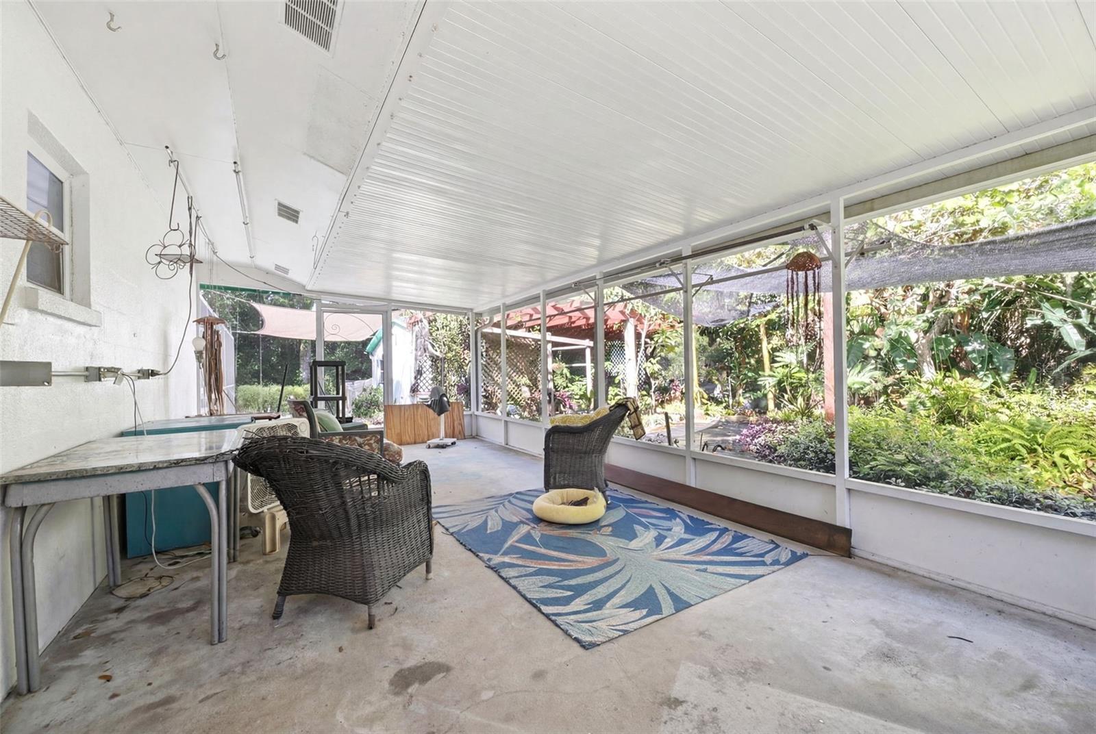 GOLDEN ACRES - Residential