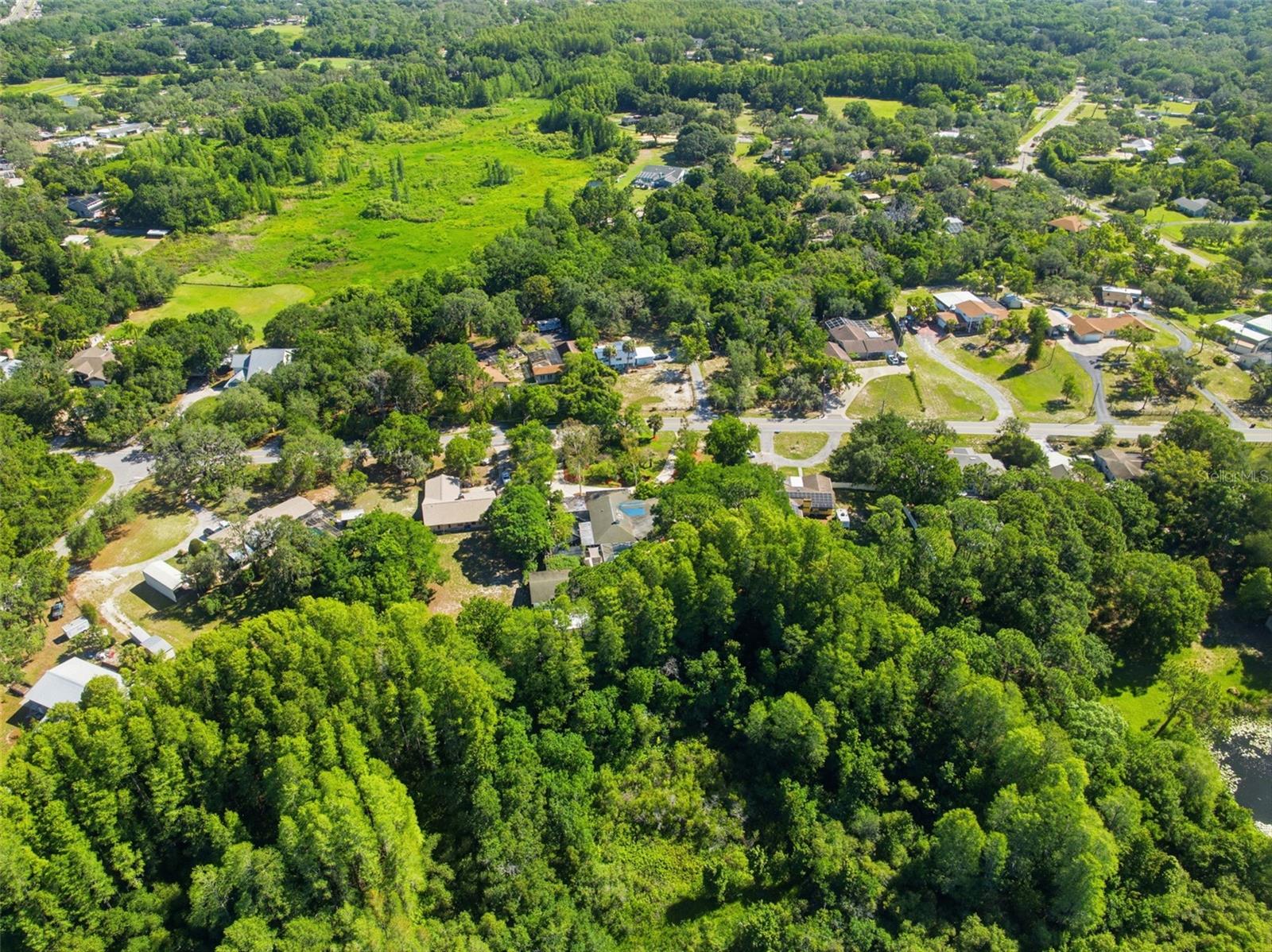 GOLDEN ACRES - Residential