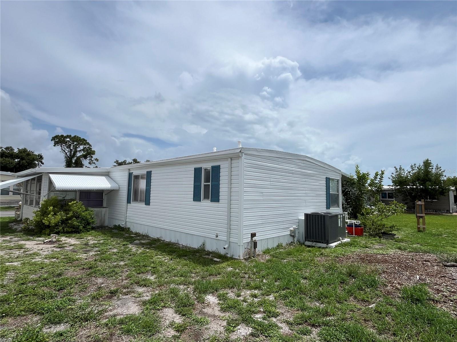 VENICE ISLE - Residential