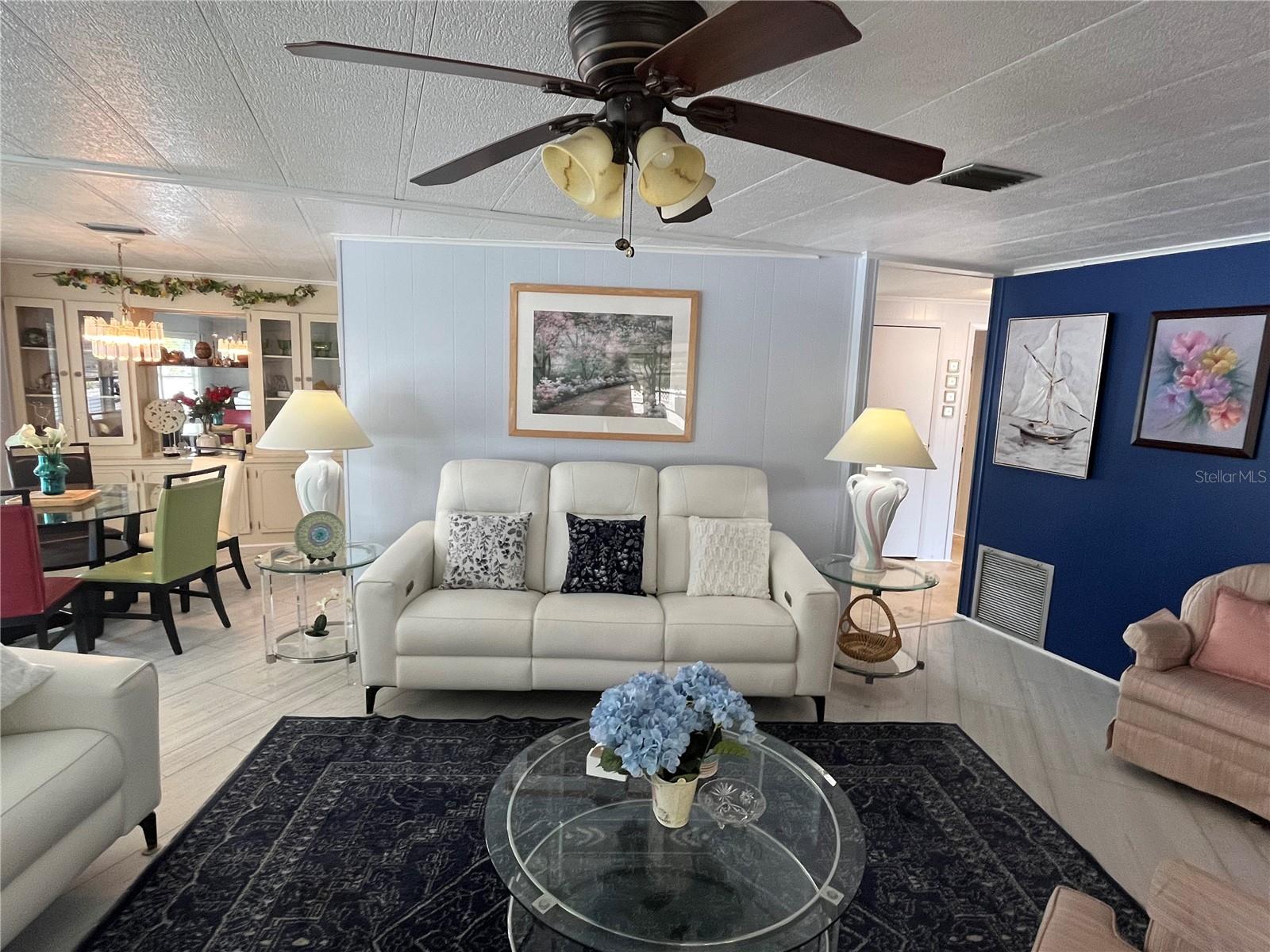 VENICE ISLE - Residential