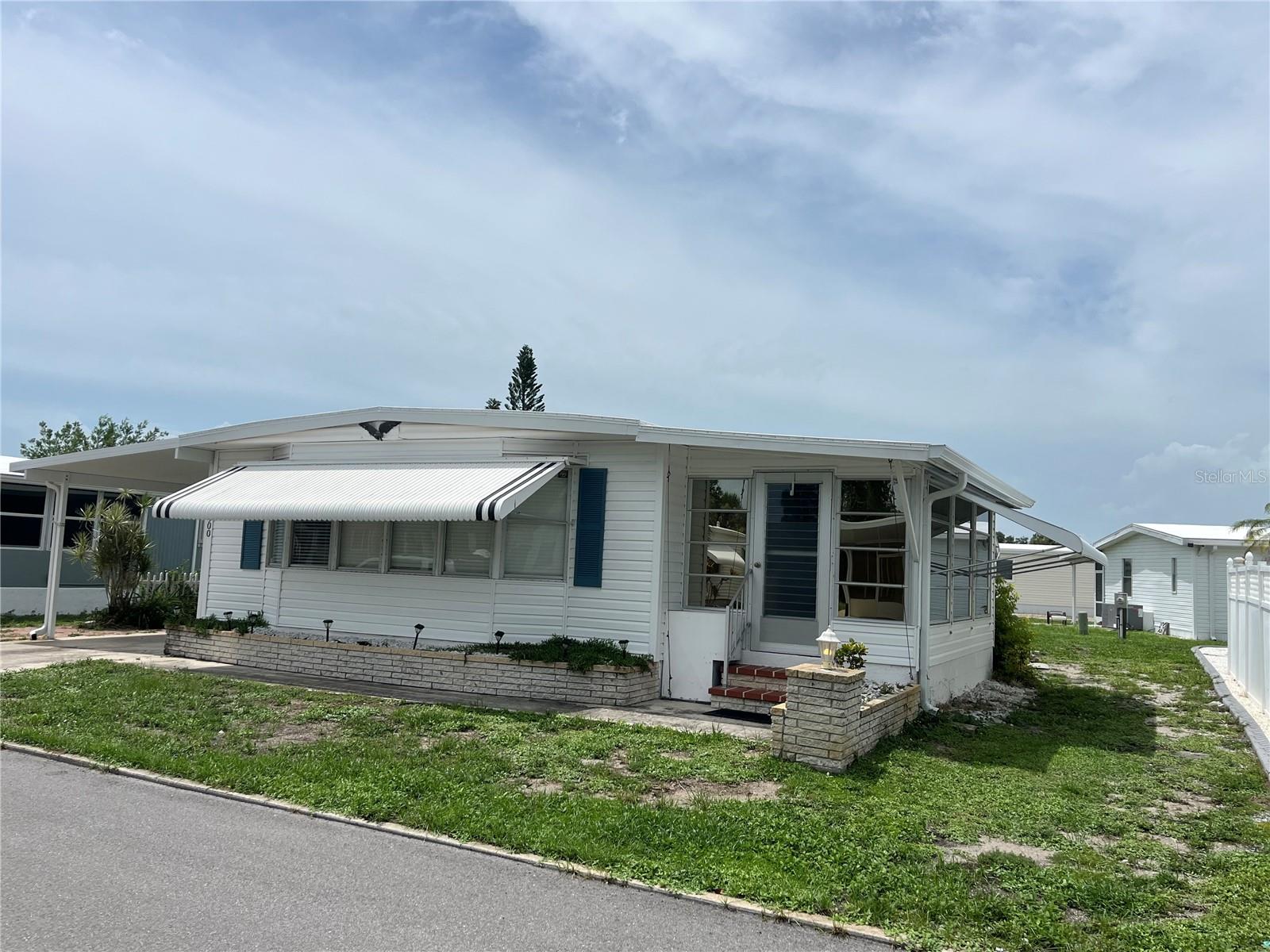 VENICE ISLE - Residential