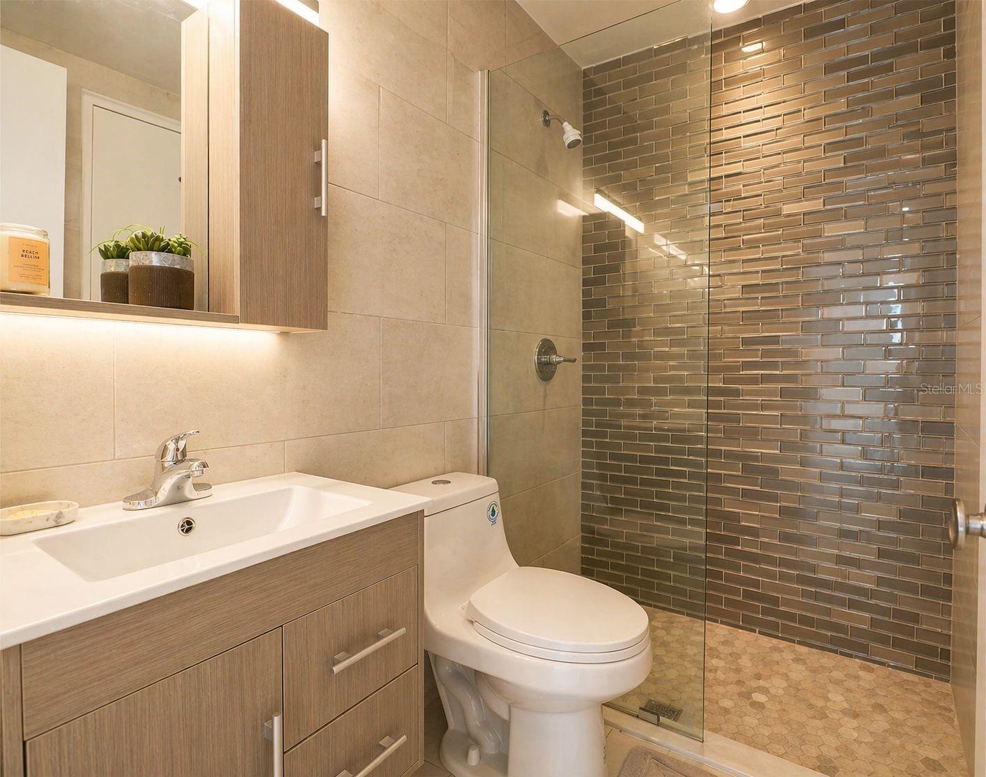ISLETA MARINA - Residential