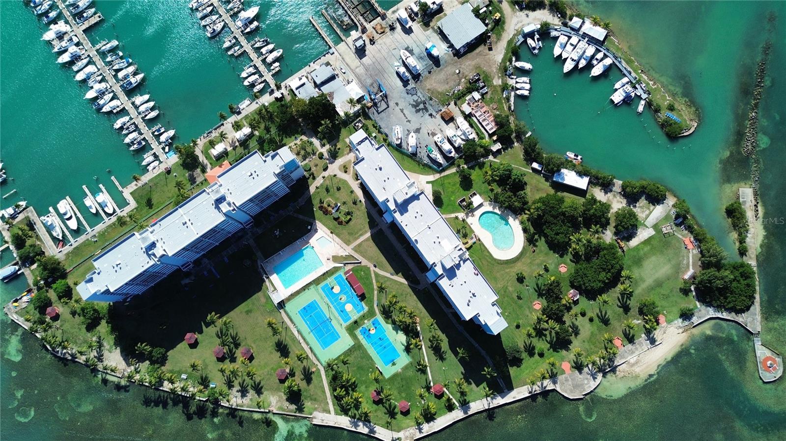 ISLETA MARINA - Residential