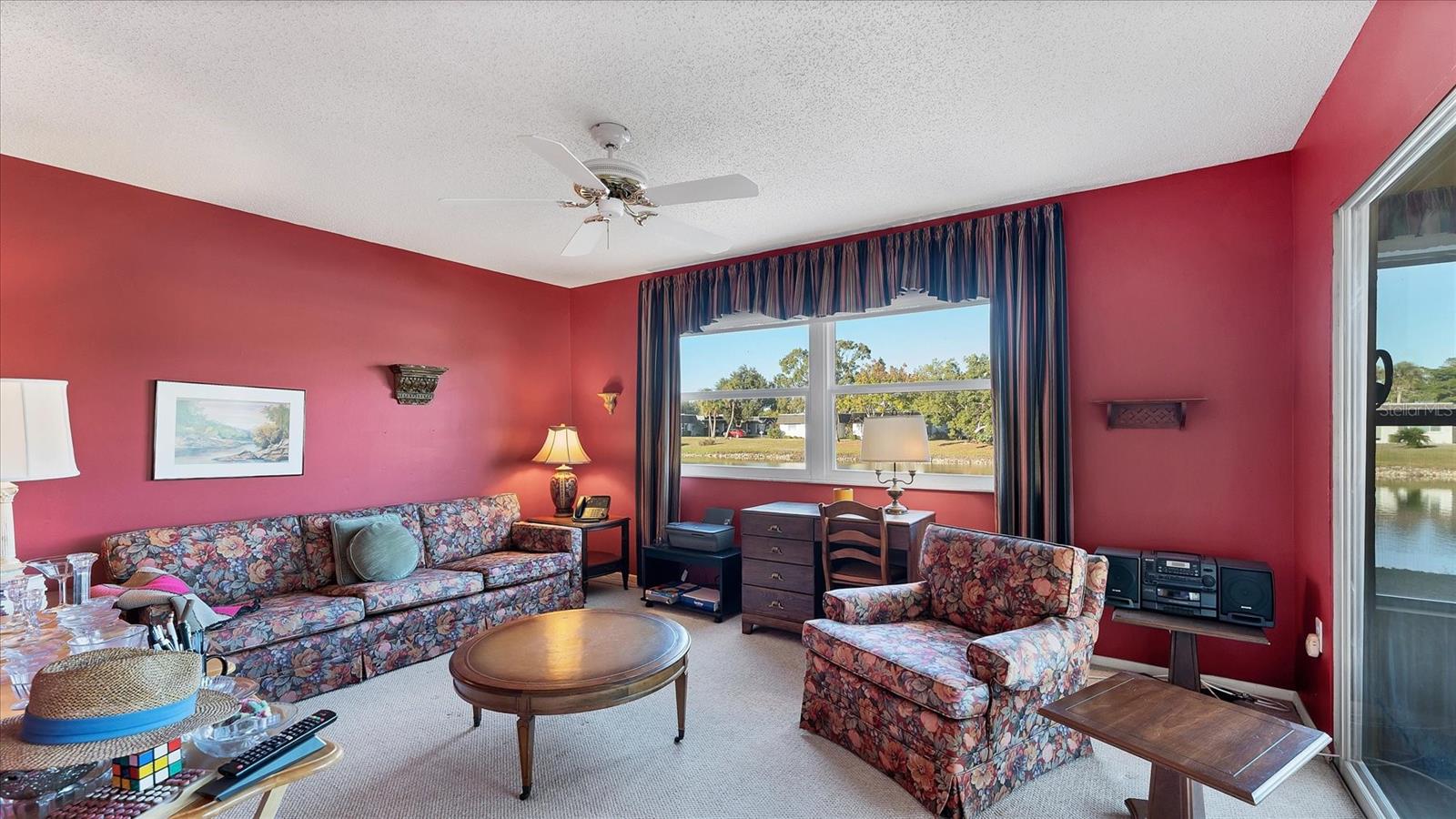GLEN OAKS RIDGE VILLAS 1 - Residential