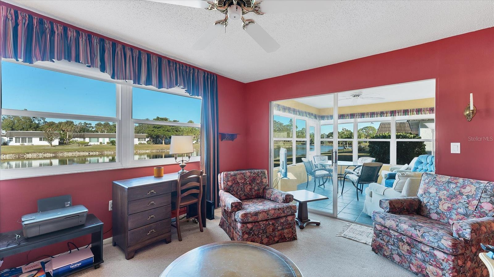 GLEN OAKS RIDGE VILLAS 1 - Residential