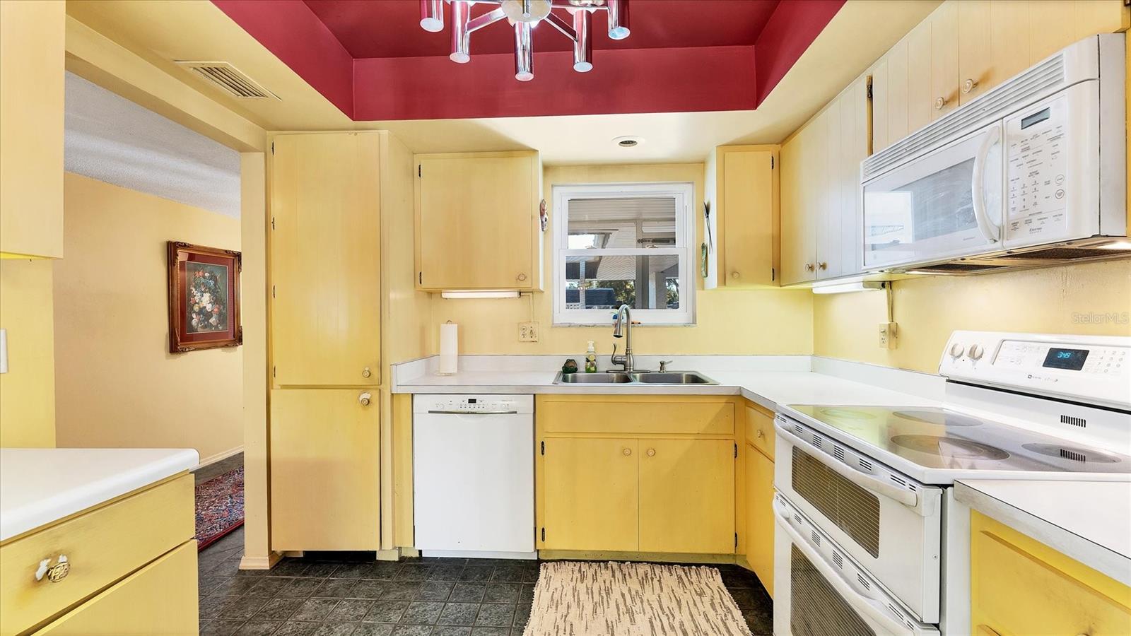 GLEN OAKS RIDGE VILLAS 1 - Residential