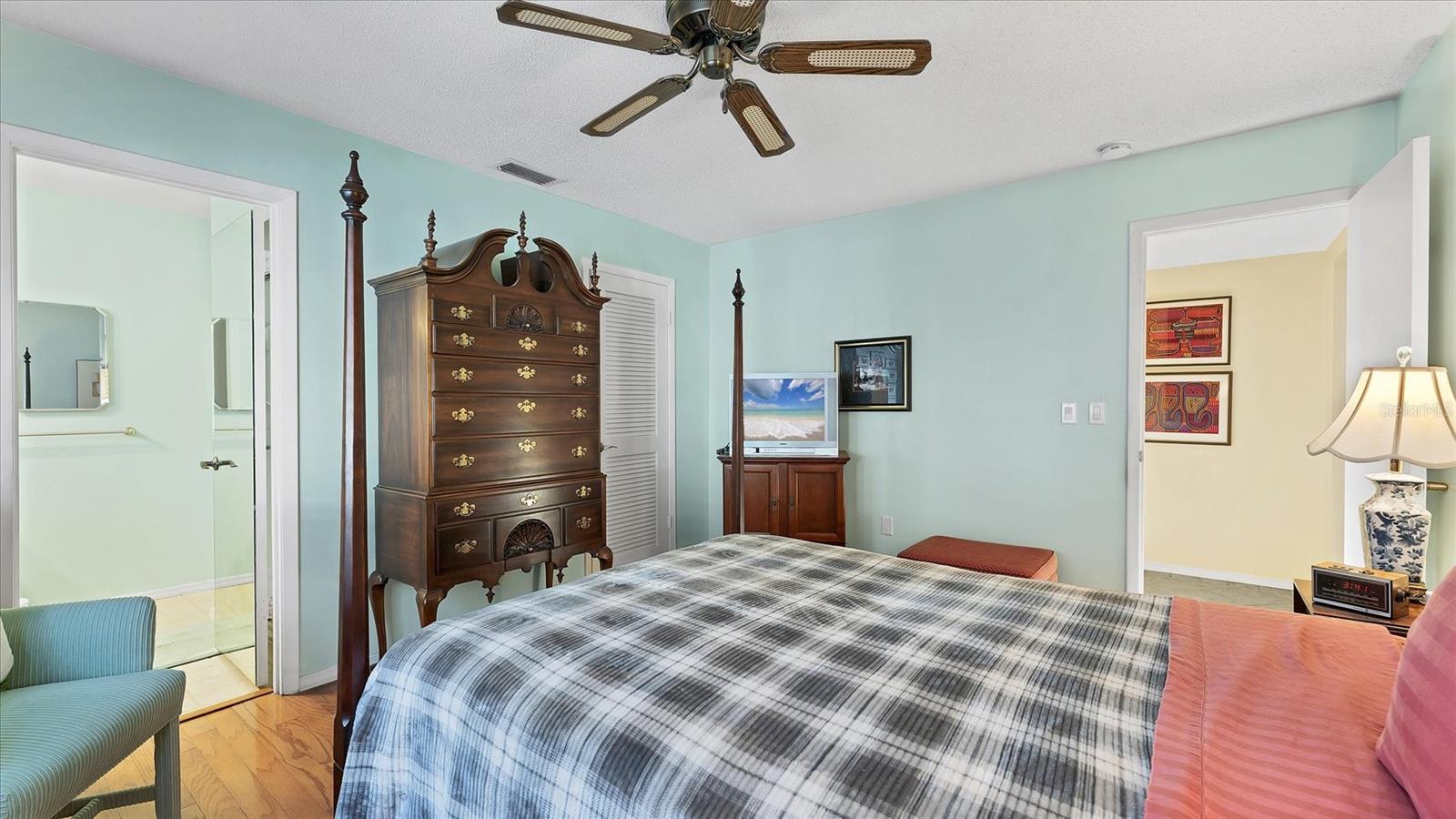 GLEN OAKS RIDGE VILLAS 1 - Residential