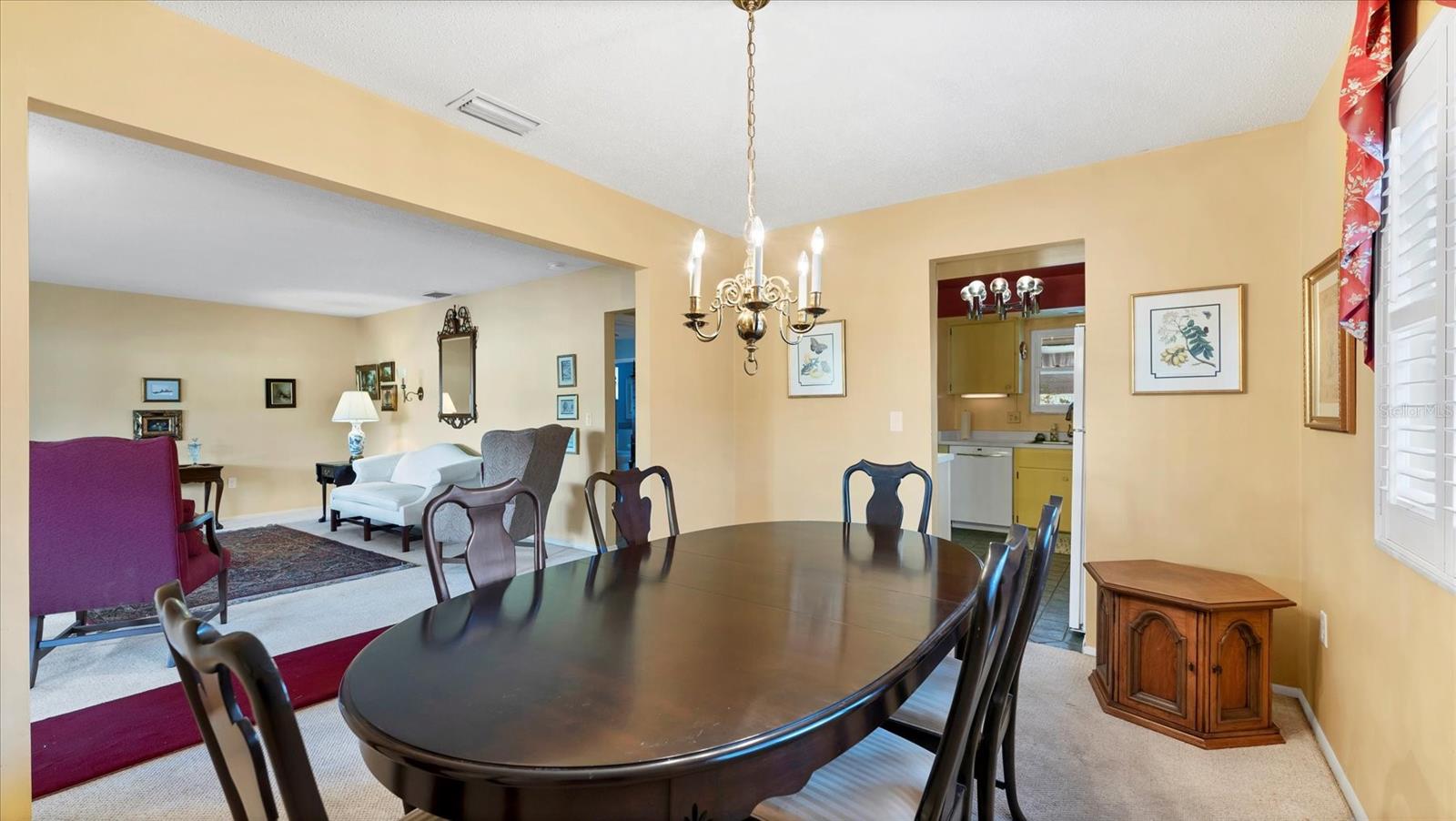 GLEN OAKS RIDGE VILLAS 1 - Residential
