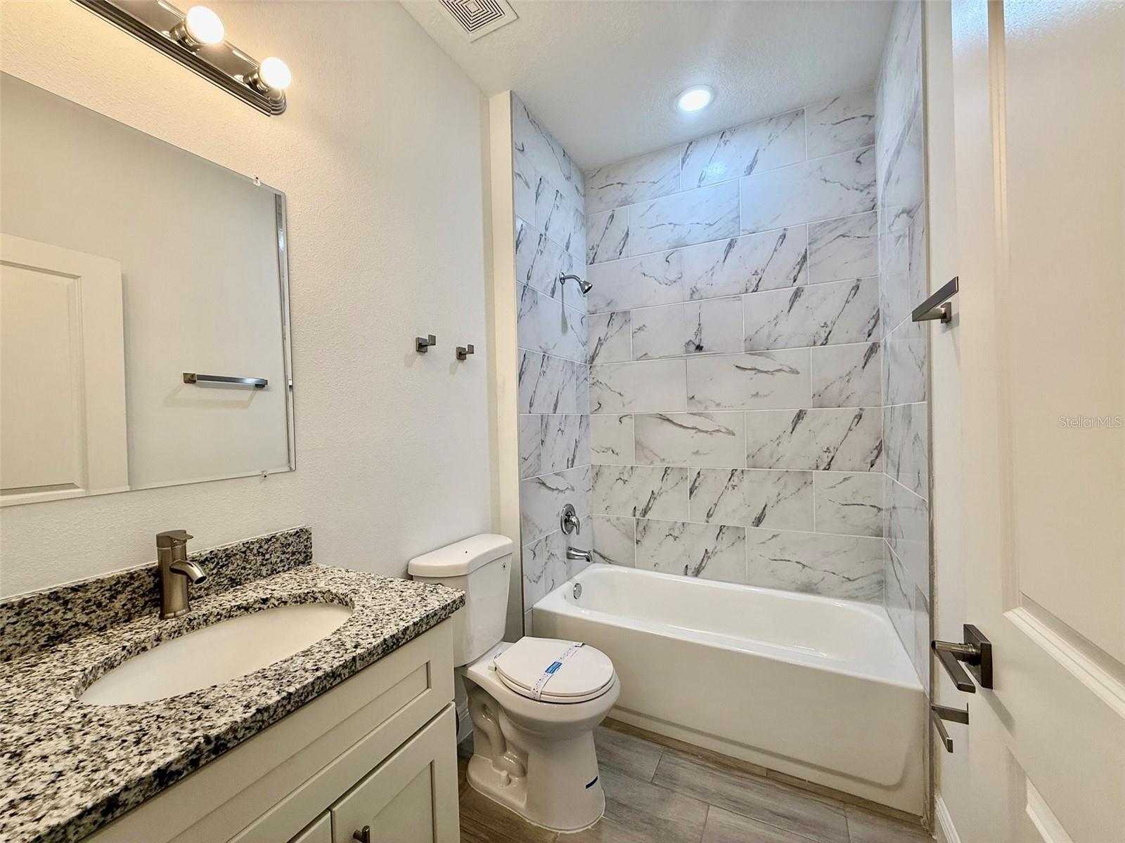 CITRUS SPGS UNIT 27 - Residential
