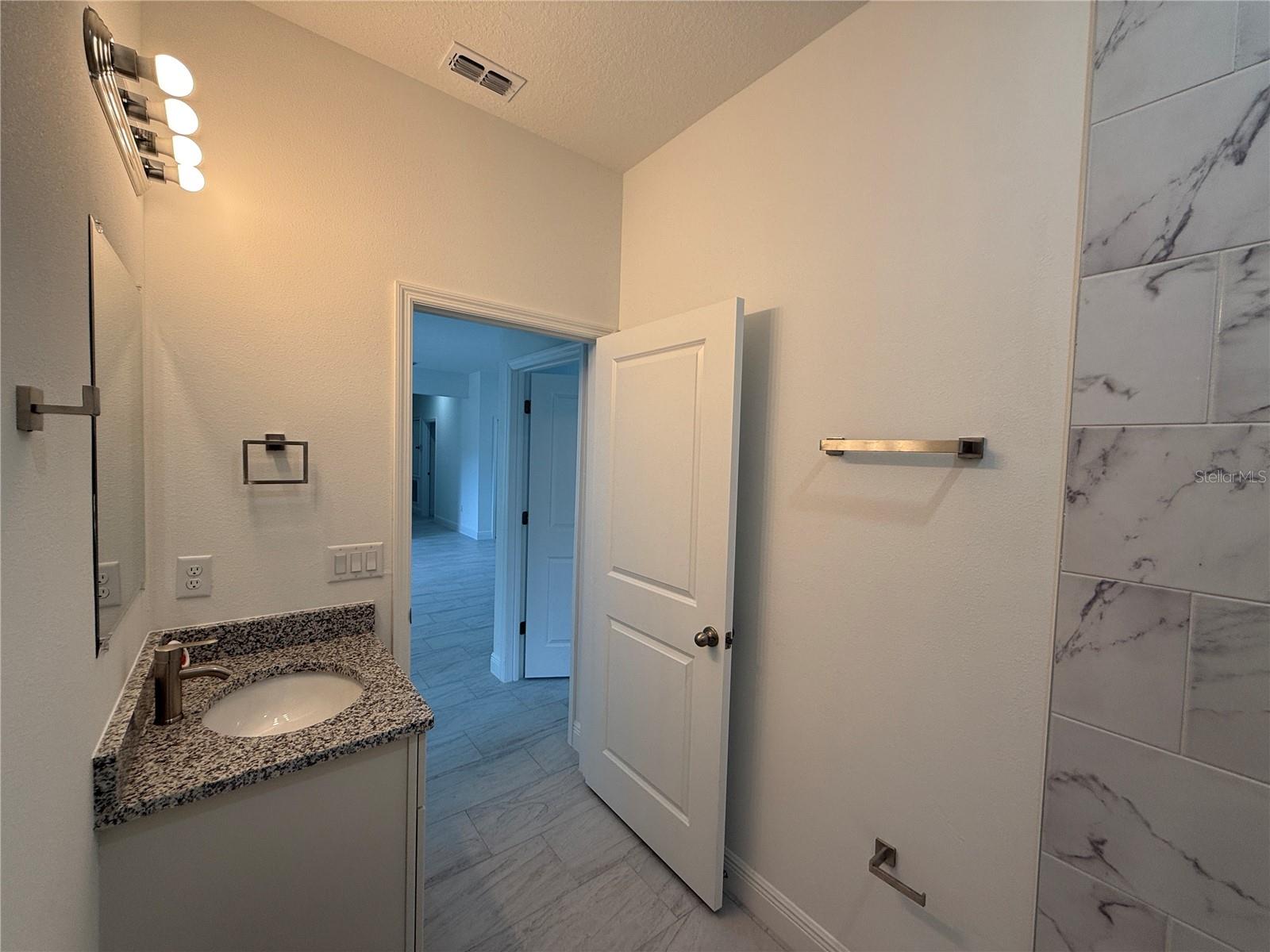 CITRUS SPGS UNIT 27 - Residential