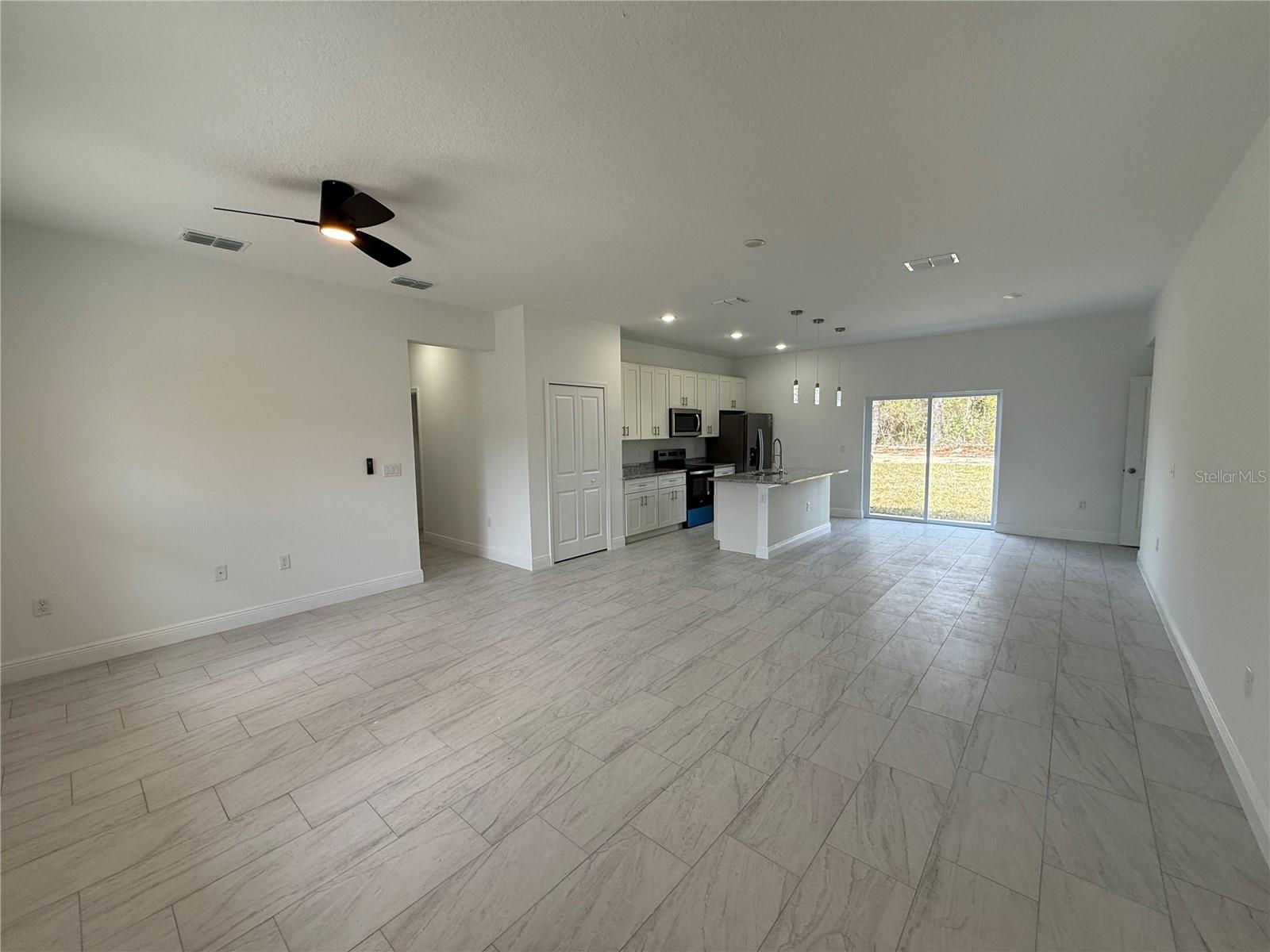 CITRUS SPGS UNIT 27 - Residential