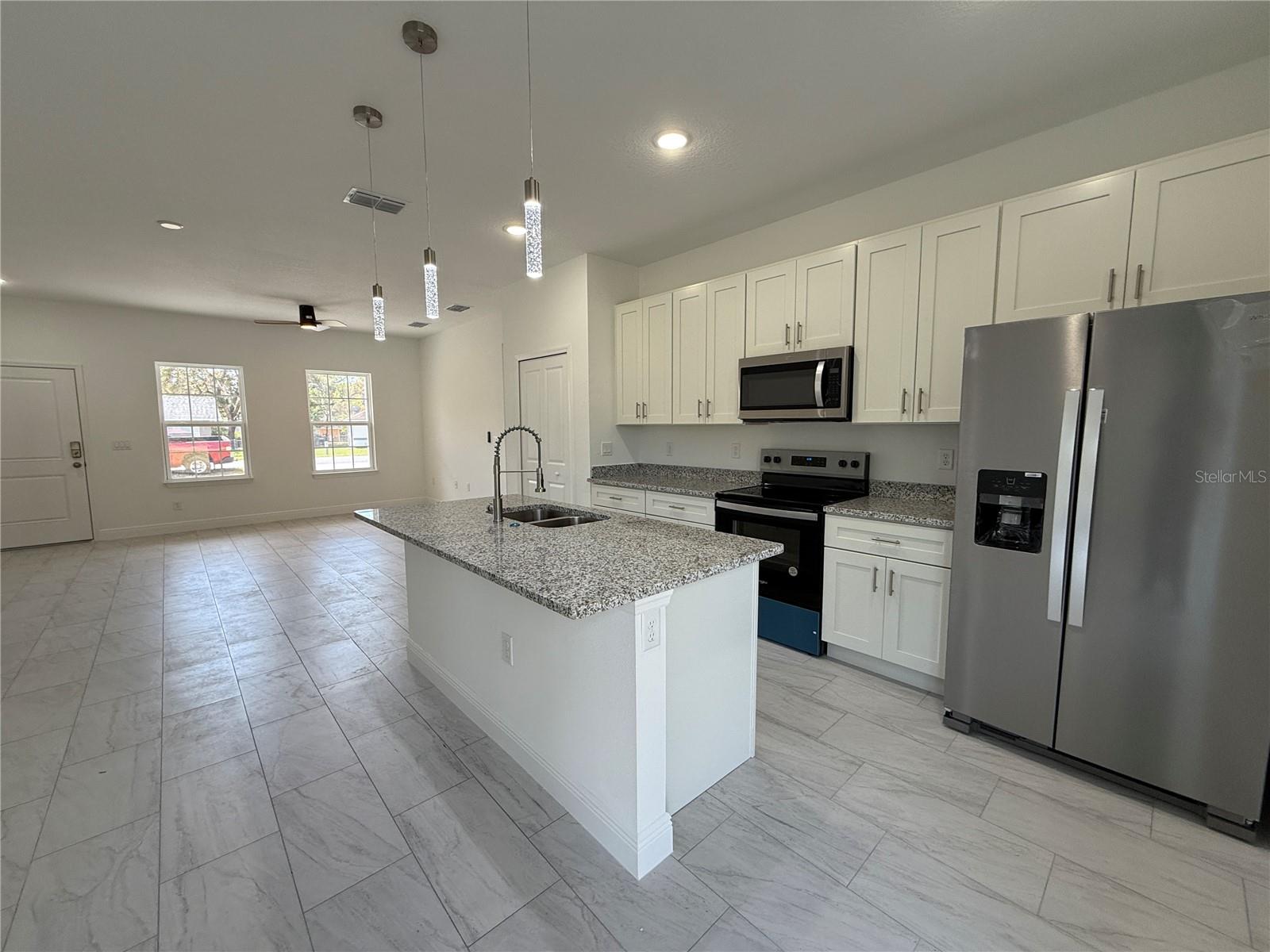 CITRUS SPGS UNIT 27 - Residential