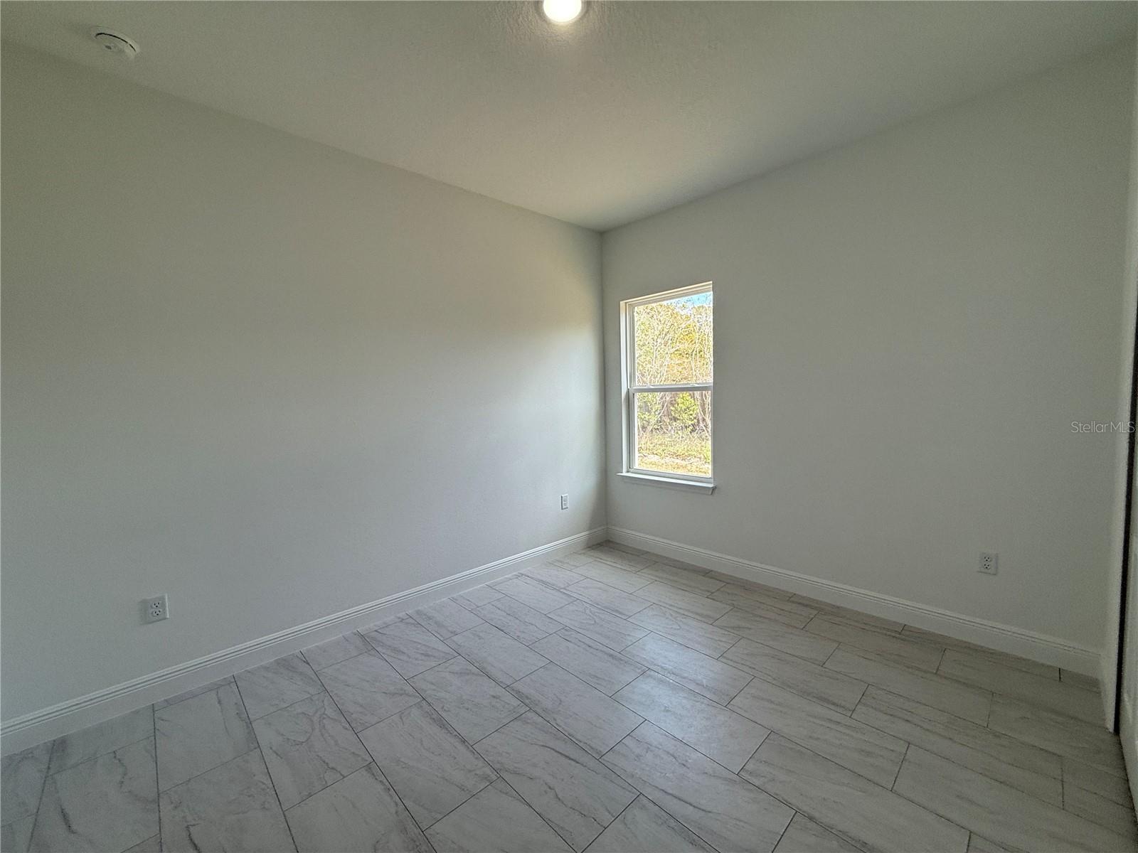 CITRUS SPGS UNIT 27 - Residential