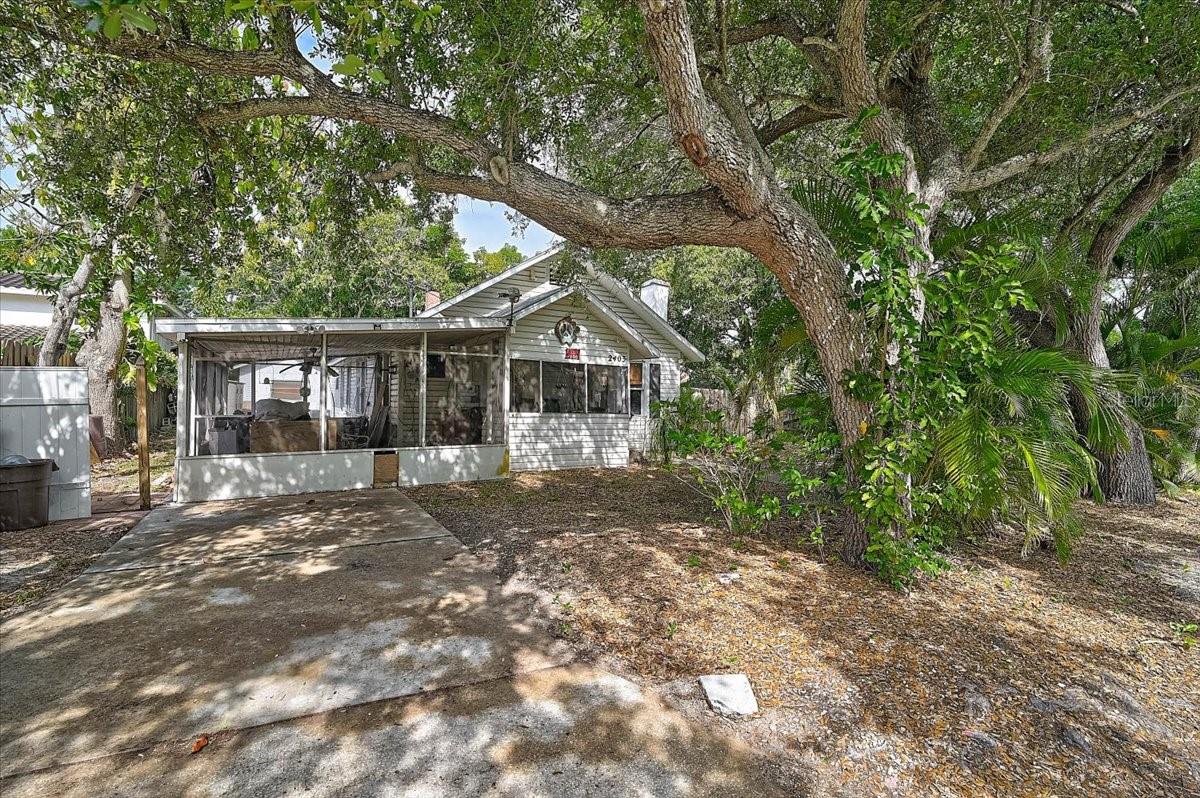SARASOTA BAY PARK - Residential