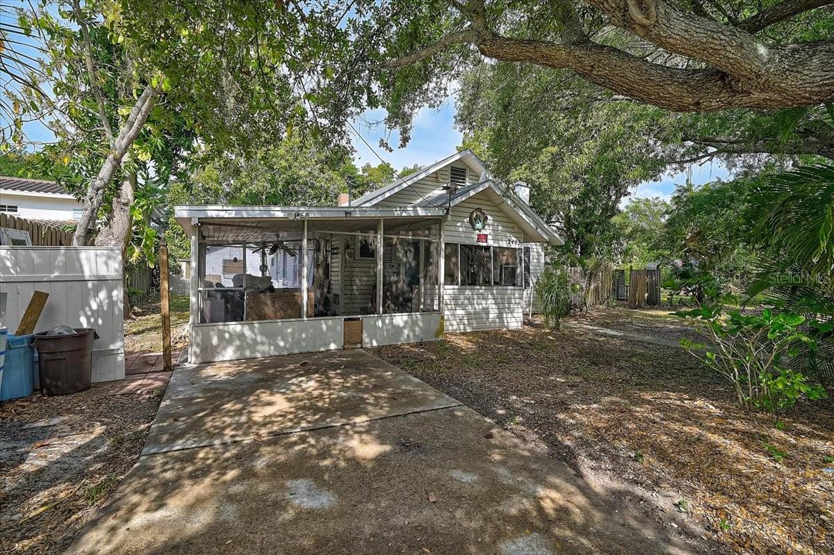 SARASOTA BAY PARK - Residential