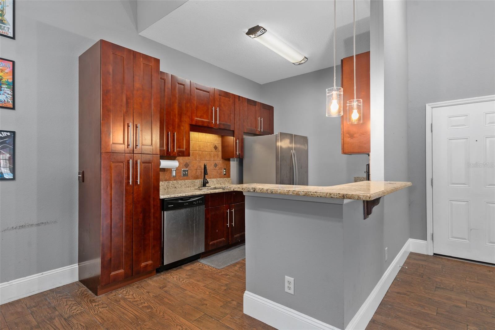 COVE AT PEARL LAKE - Residential