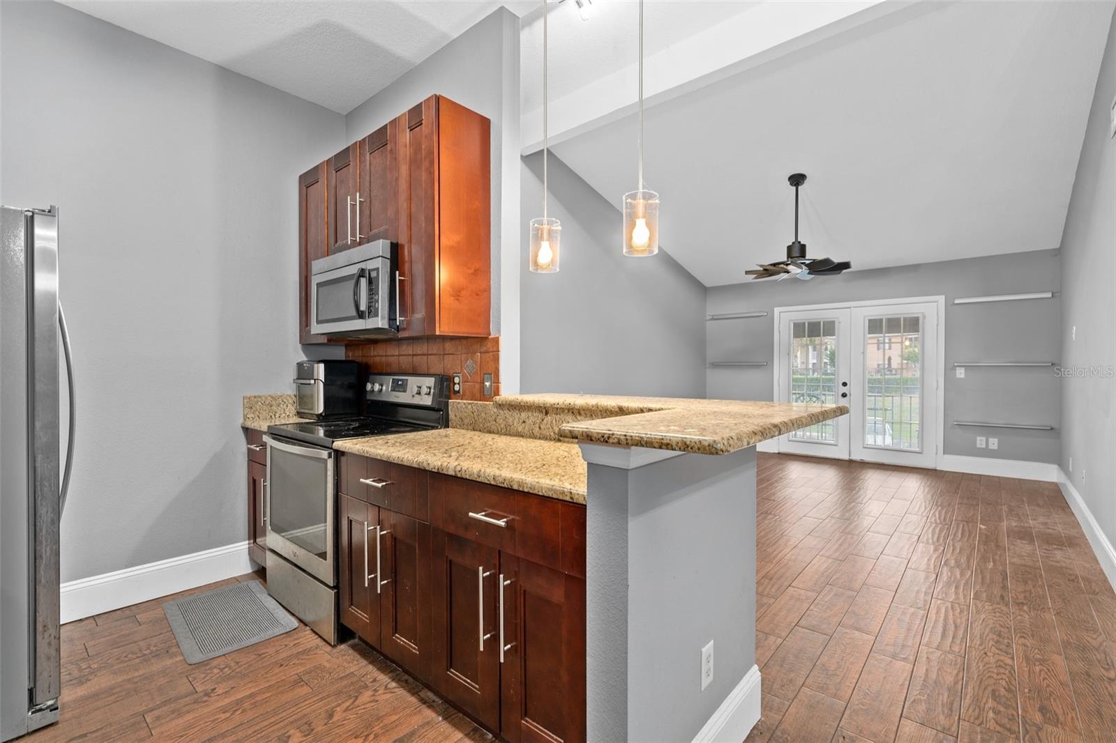 COVE AT PEARL LAKE - Residential