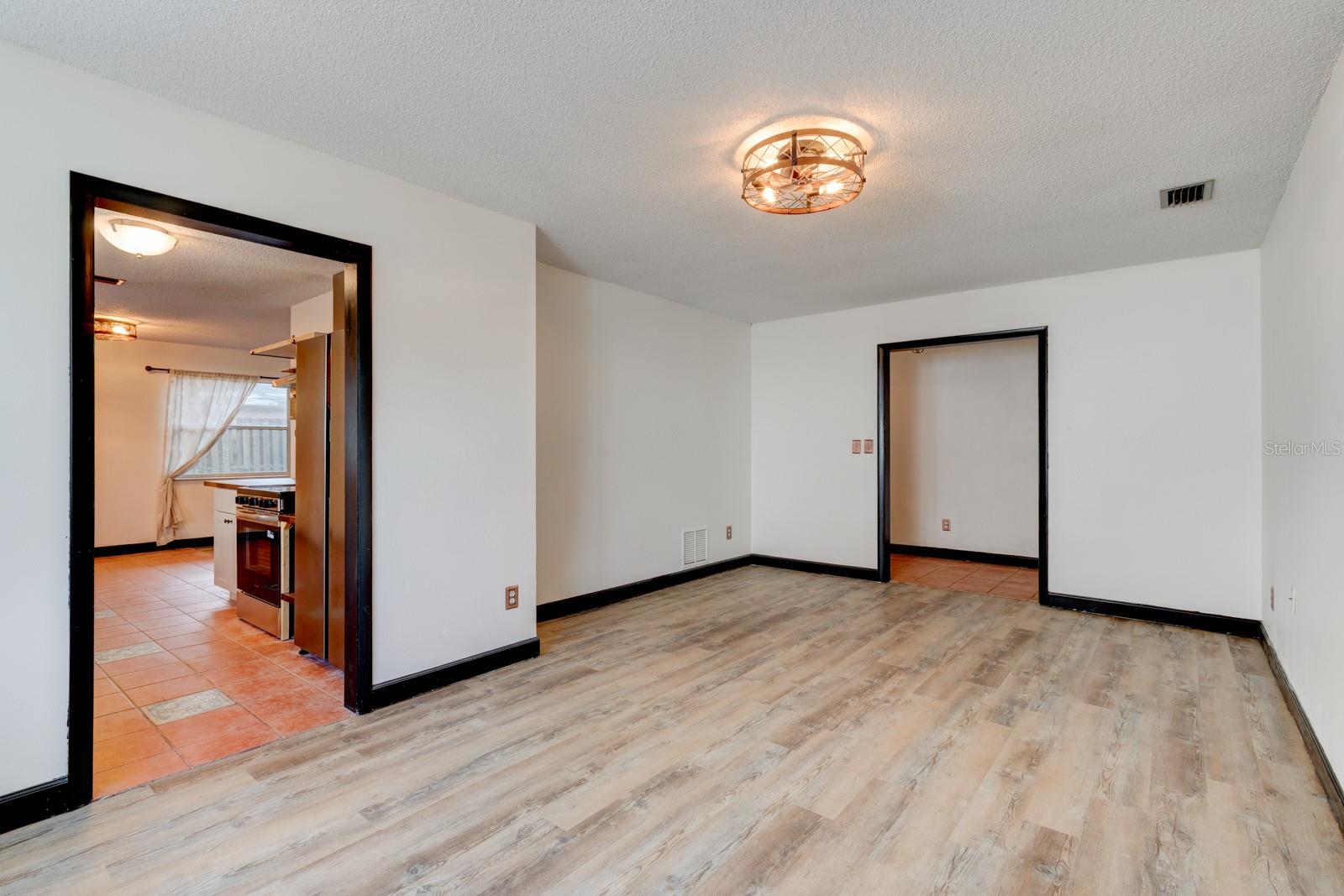 HIGHLAND SHORES SEC 02 - Residential