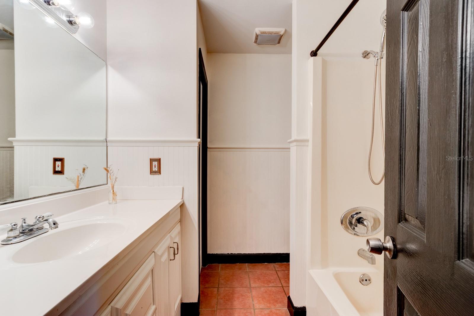 HIGHLAND SHORES SEC 02 - Residential