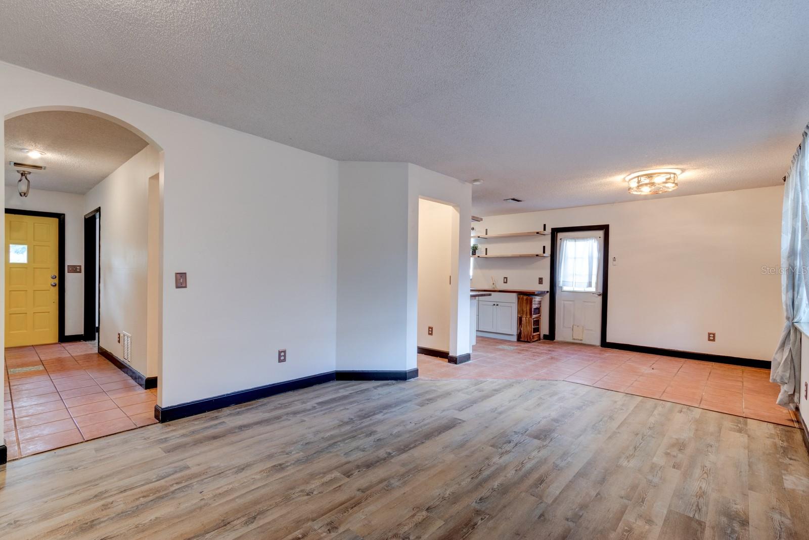 HIGHLAND SHORES SEC 02 - Residential