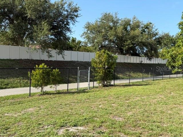 COUNTRY CLUB ESTATES - Residential