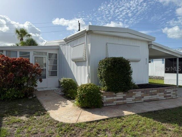 COUNTRY CLUB ESTATES - Residential