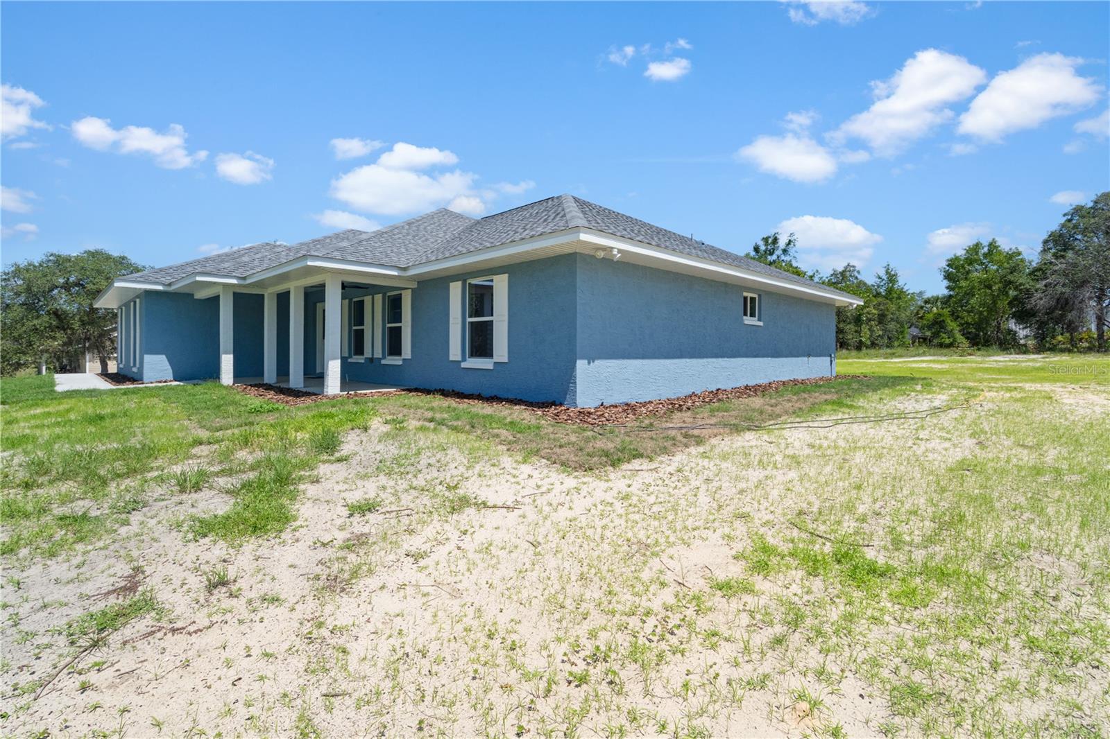UNIVERSITY OAKS - Residential