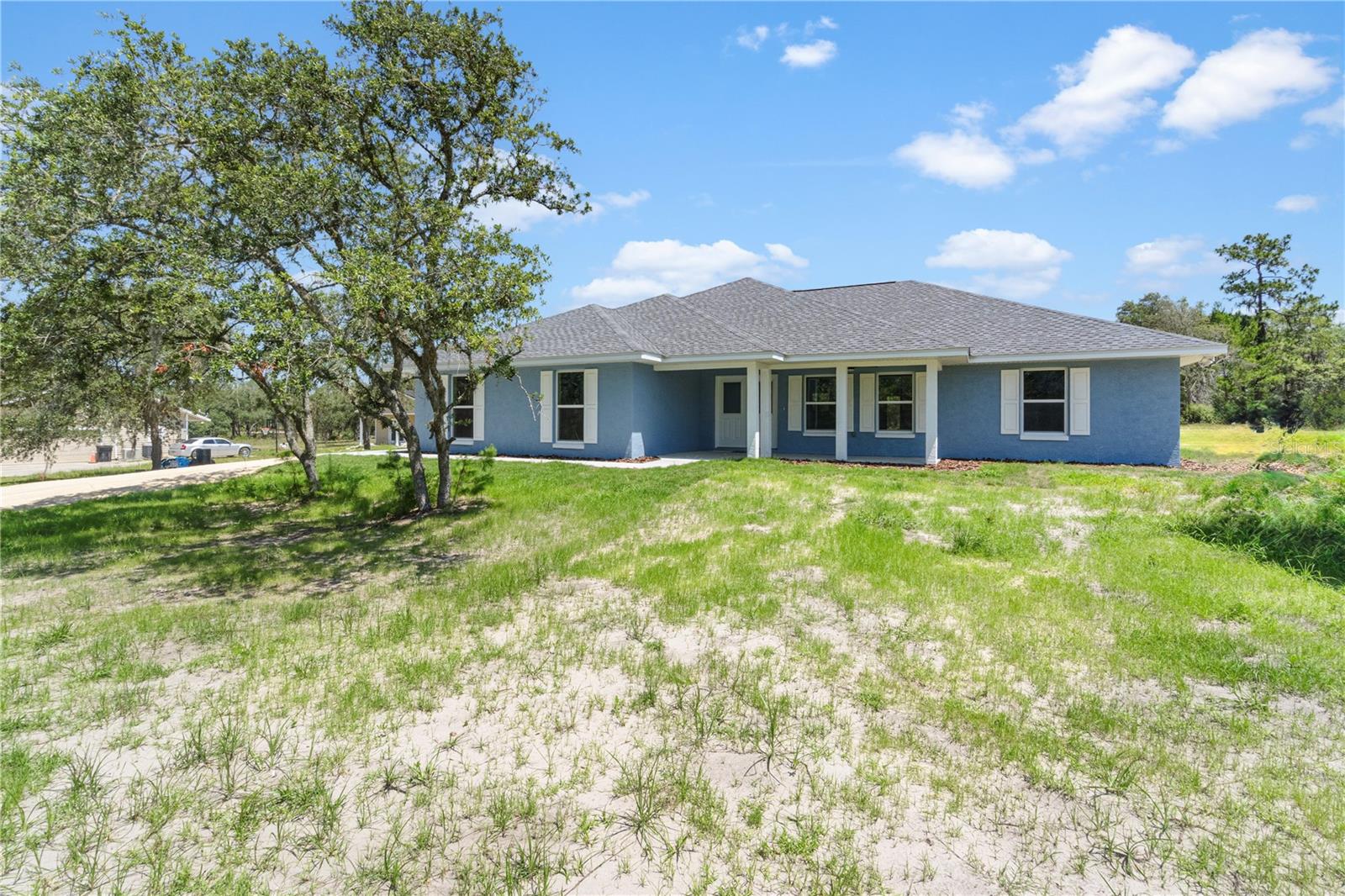 UNIVERSITY OAKS - Residential