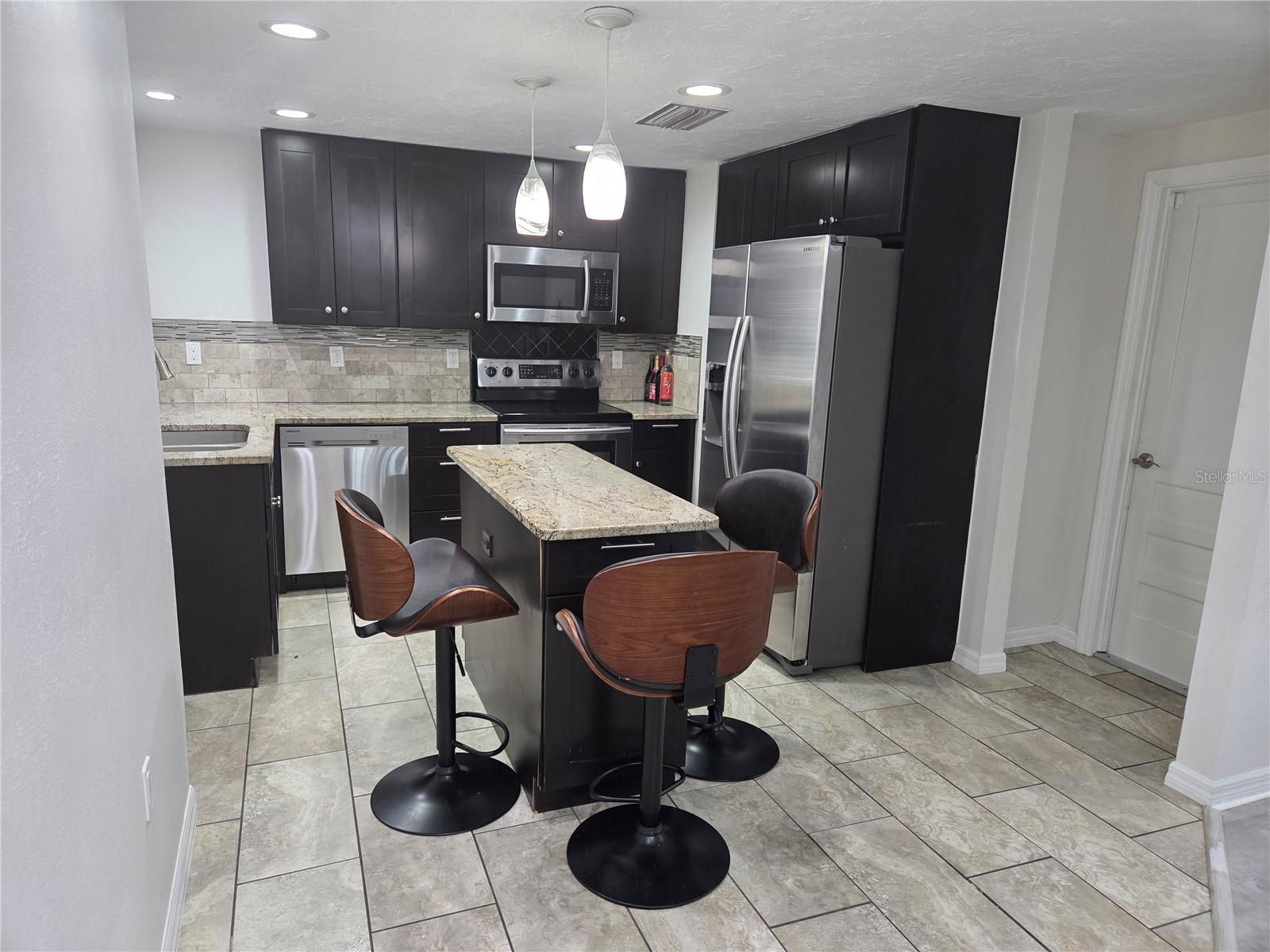 SOUTHRIDGE - Residential