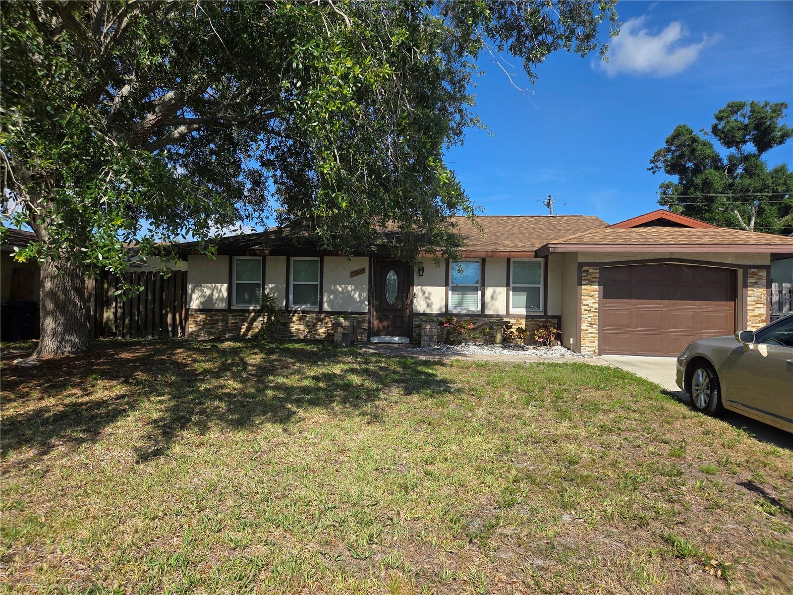 SOUTHRIDGE - Residential