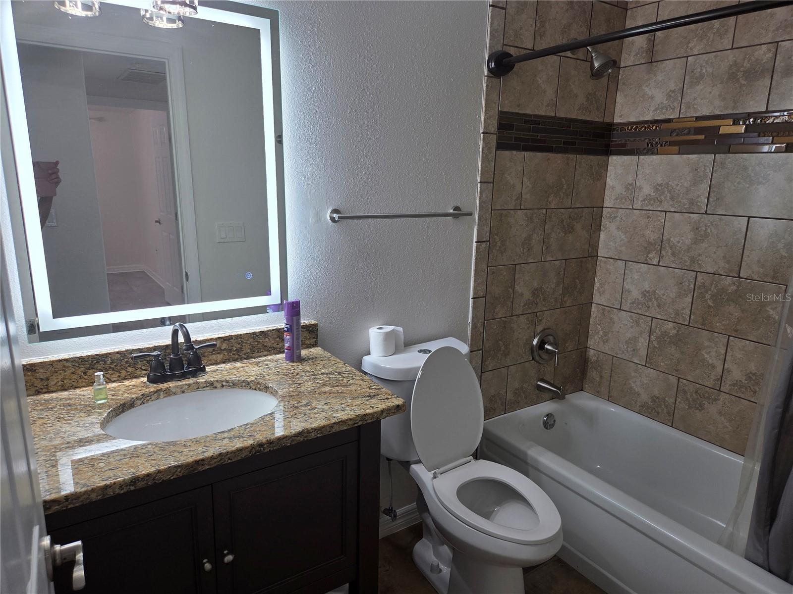 SOUTHRIDGE - Residential