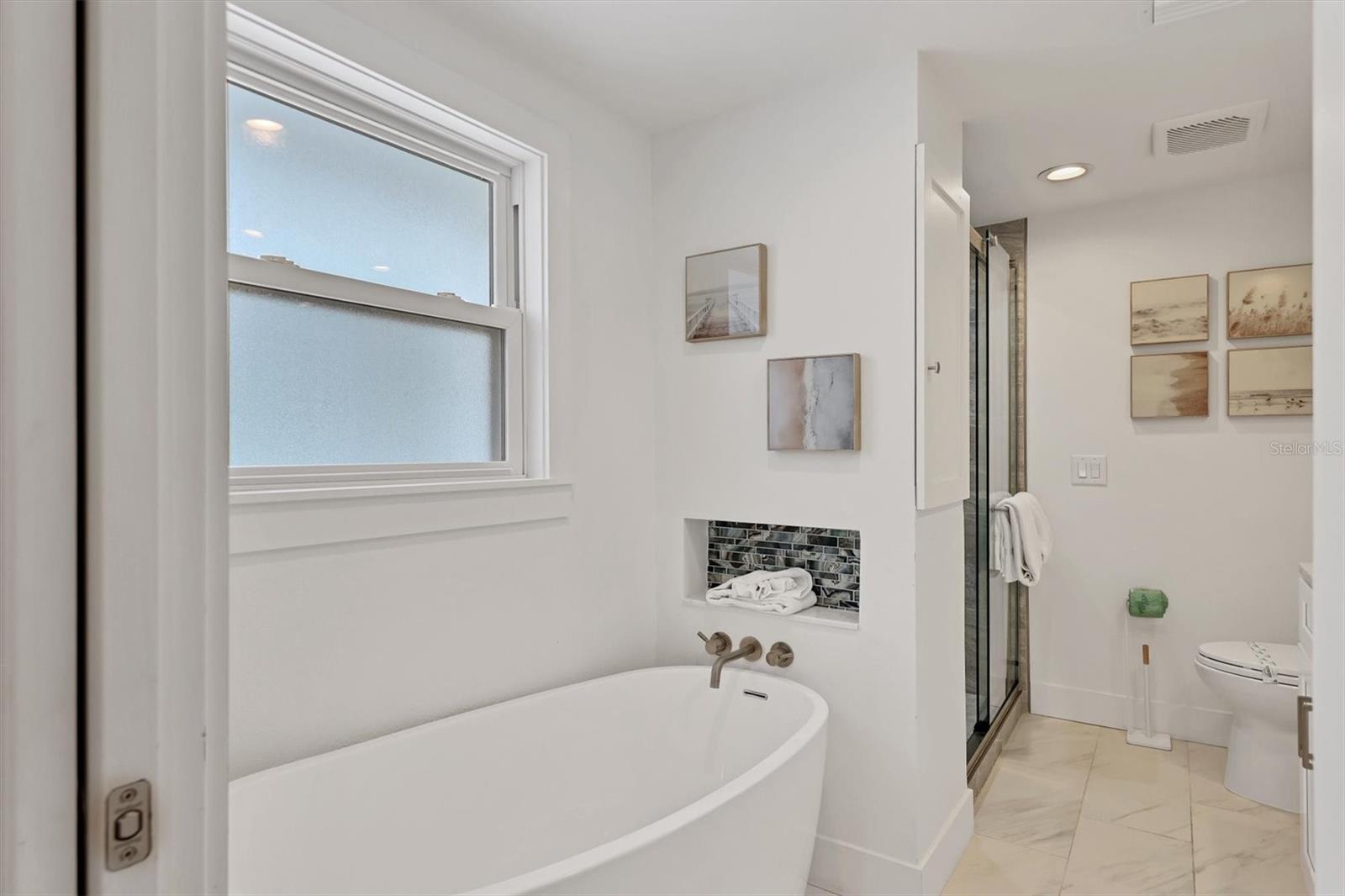 LUANA ISLES - Residential