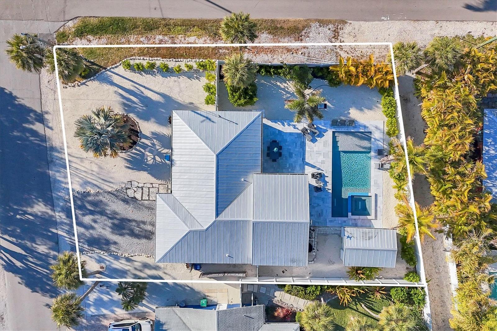 LUANA ISLES - Residential
