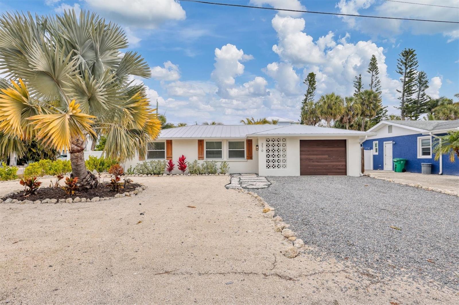 LUANA ISLES - Residential