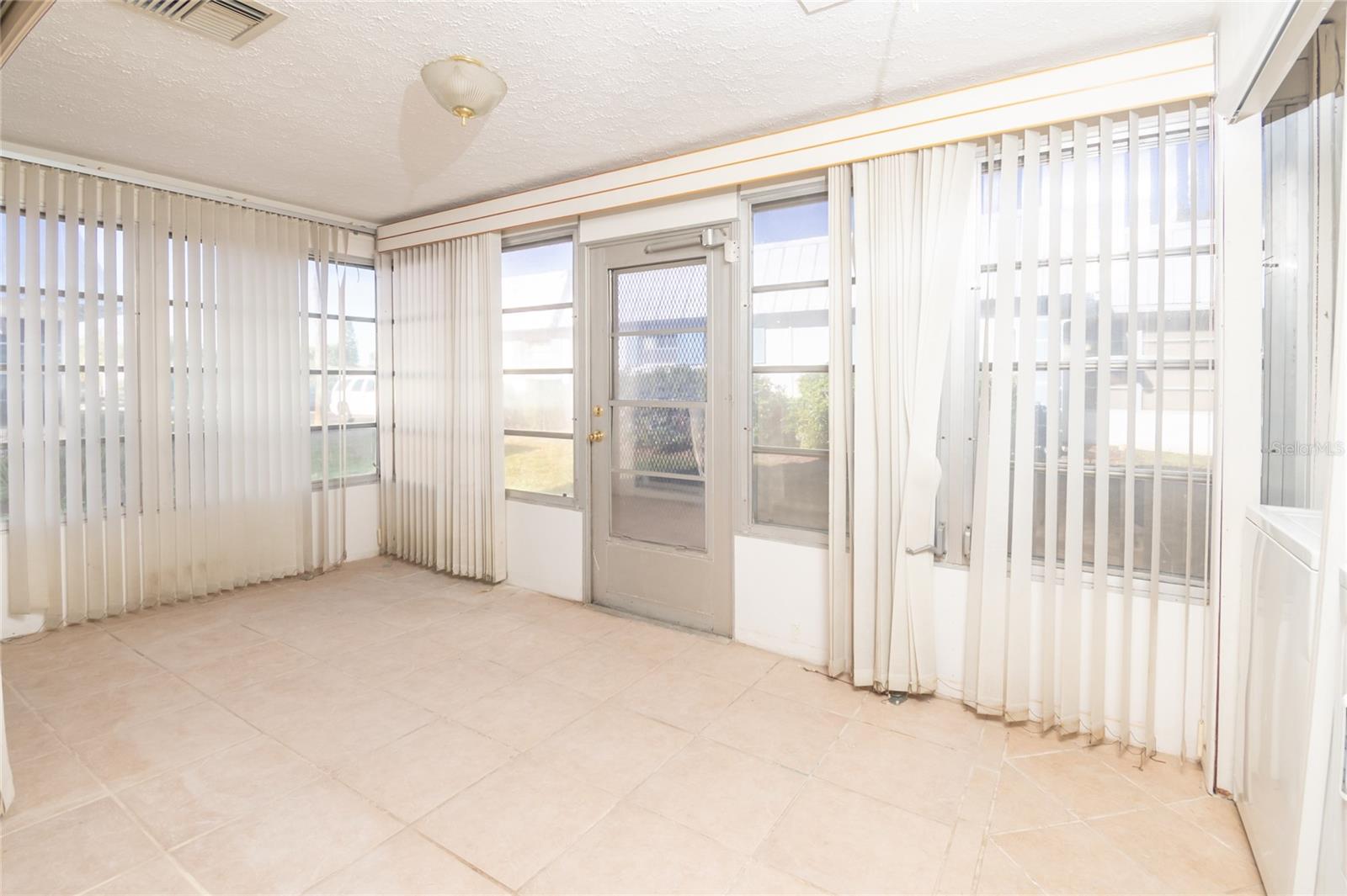 GARDENS OF BEACON SQUARE CONDO - Residential