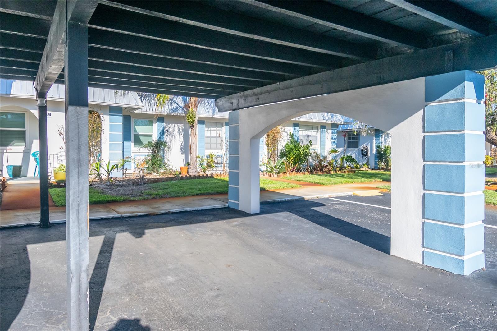 GARDENS OF BEACON SQUARE CONDO - Residential