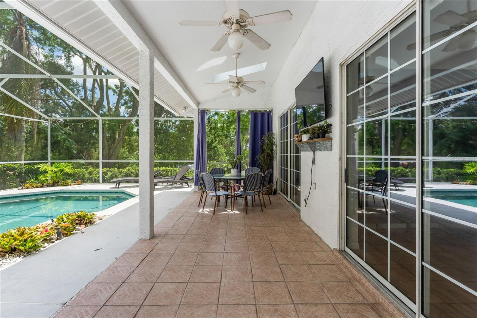 LAKE ROSE RIDGE - Residential