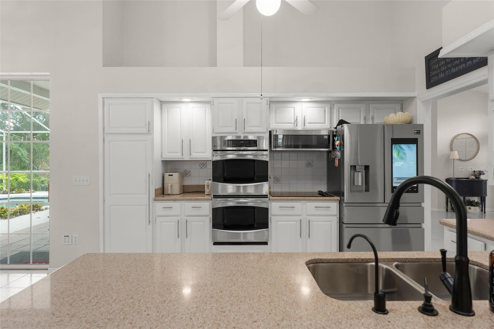 LAKE ROSE RIDGE - Residential