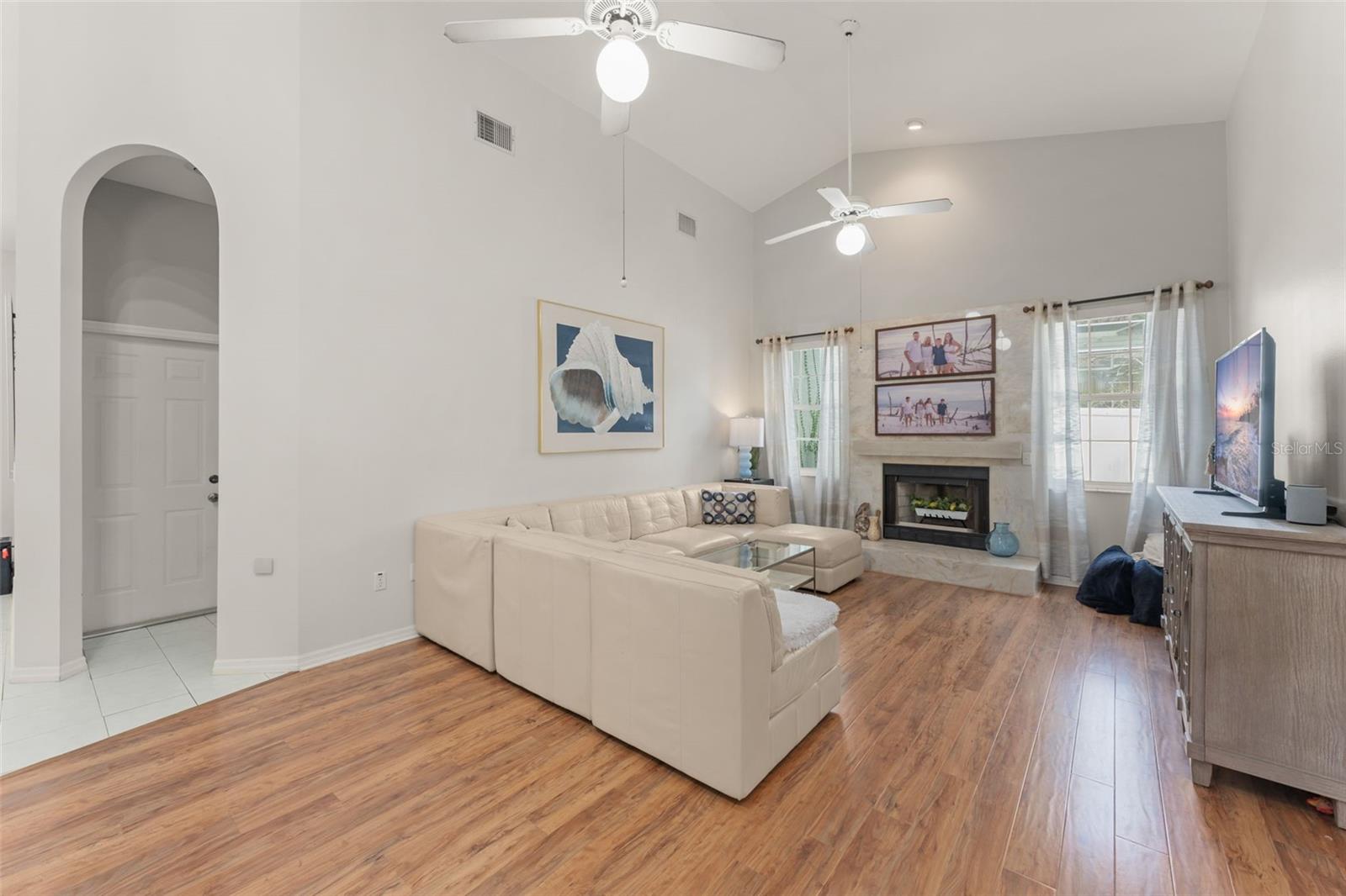 LAKE ROSE RIDGE - Residential