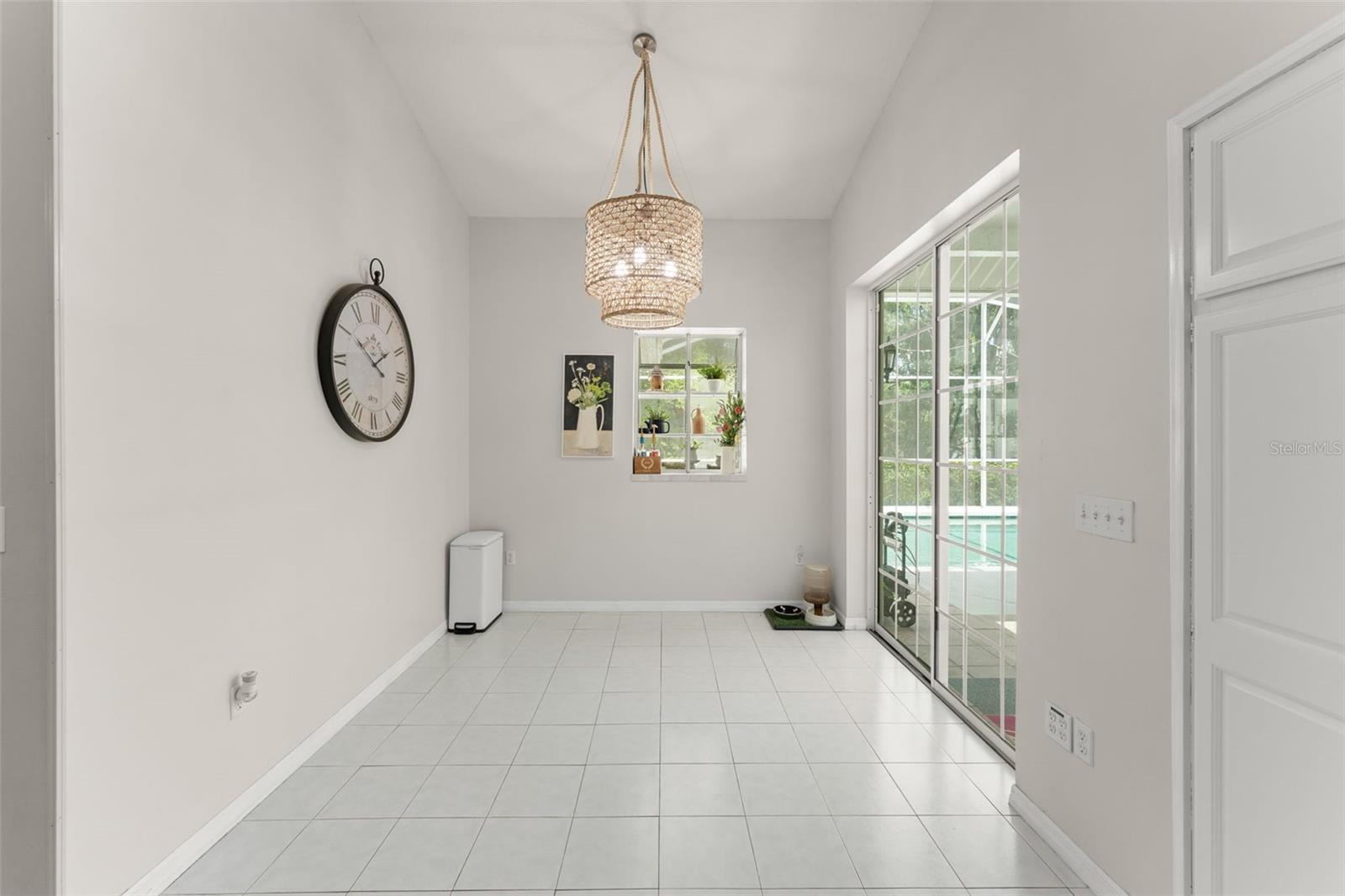LAKE ROSE RIDGE - Residential