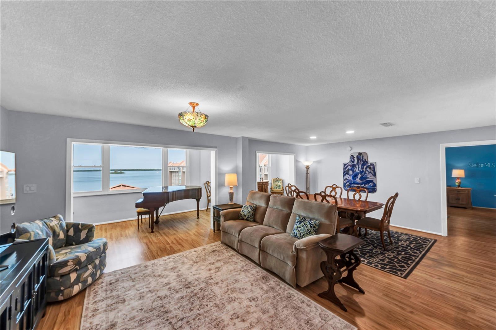 EDGEWATER ARMS 2ND CONDO - Residential