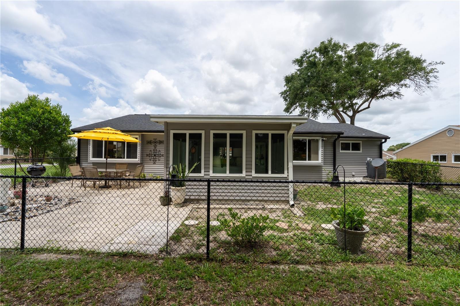 OAK RUN NBRHD 02 - Residential