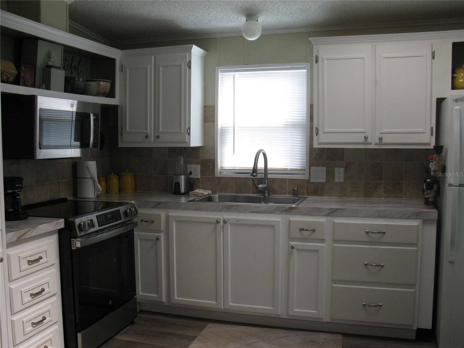 SWEETWATER GOLF & TENNIS CLUB - Residential