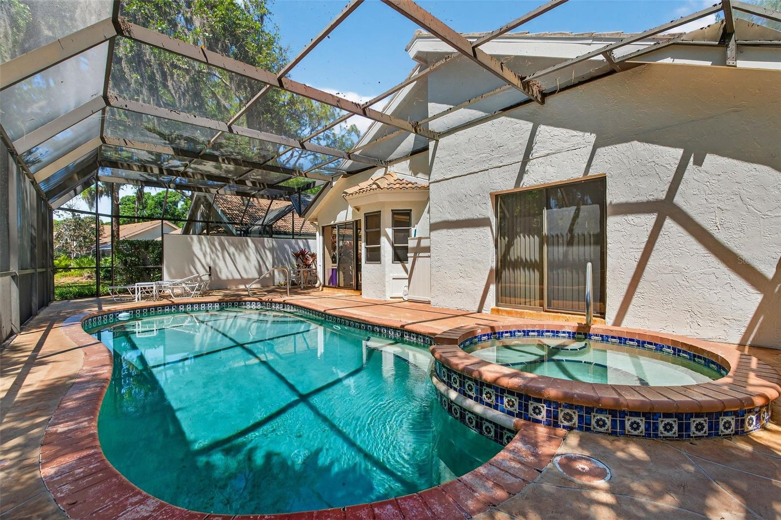 LONGWOOD VILLAS - Residential