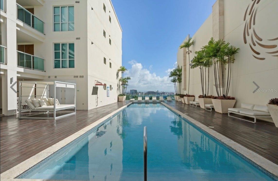 BAHIA PLAZA - Residential